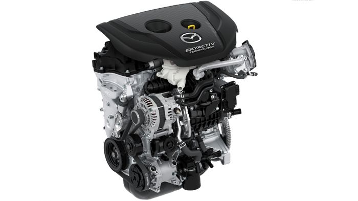 Το νέο μικρό της Mazda θα φέρει το 1.500άρι Euro6 Skyactiv turbodiesel μοτέρ και ένα σύνολο βενζίνης 1,5 λτ., ενώ ίσως το δούμε και με τον Skyactiv 2,2 λτ. turbodiesel κινητήρα.
